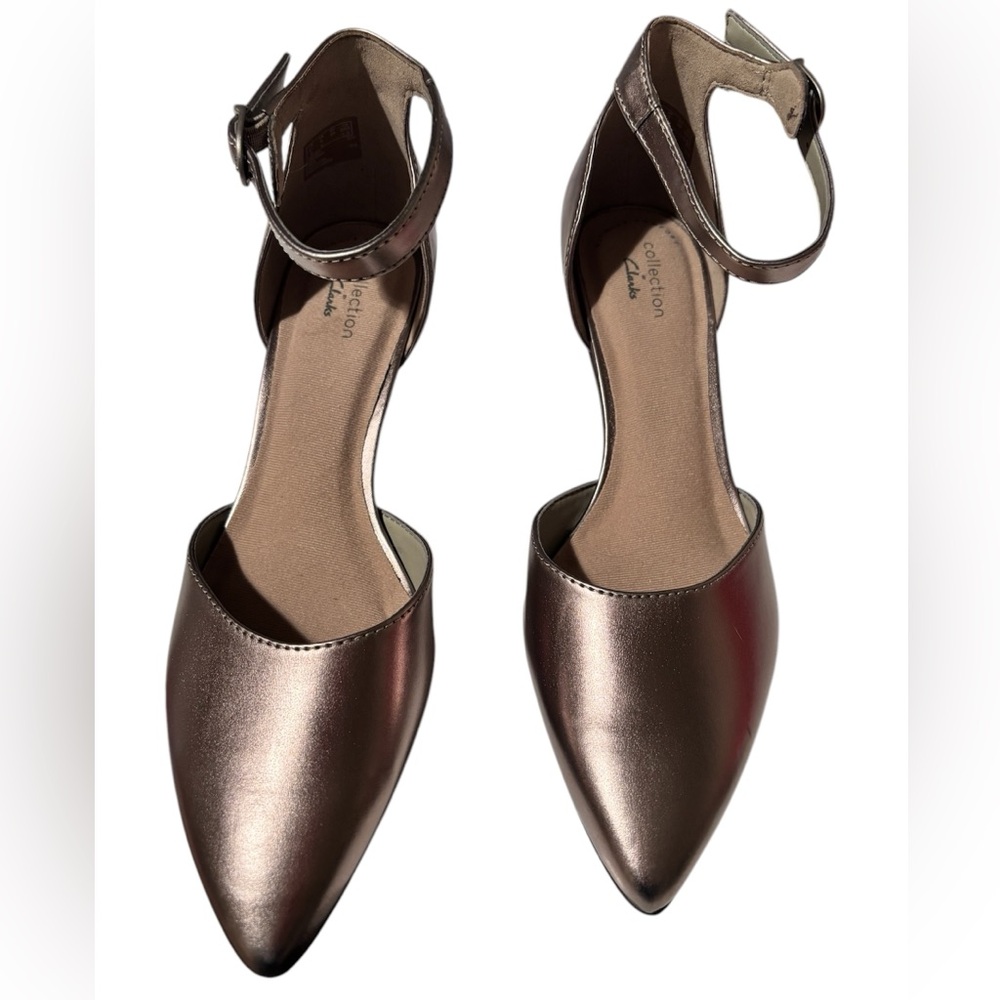NWT: Women’s Clarks Size 8M Elegant Pewter Metallic Women's Dress Shoes